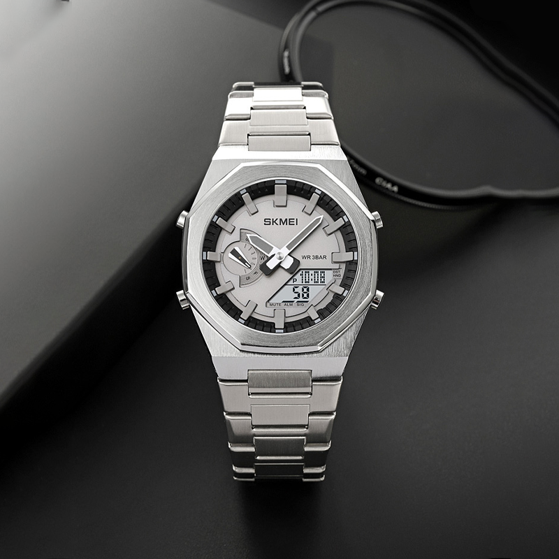 SKMEI Men Luxury Steel Male Digital Wristwatch (Silver White)